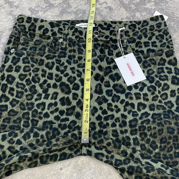 NWT Good American Good Waist Crop Jeans Green Olive Leopard Animal Sz 14 32 - Picture 9 of 13